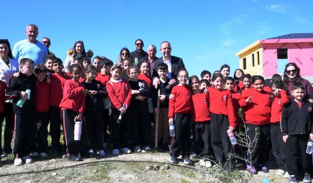Hamitköy’de 150 fidan toprakla buluşturuldu