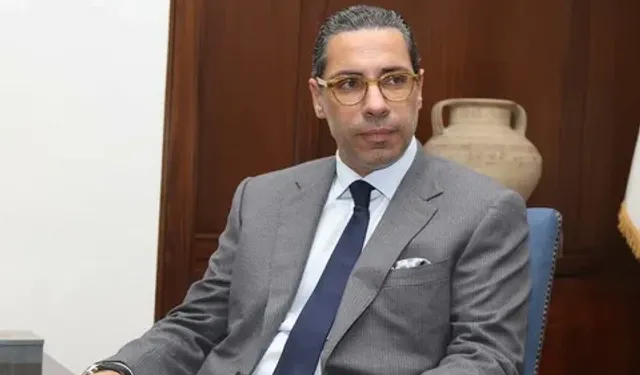 Rum Dışişleri Bakanı Kombos'tan İngiliz Üsleri açıklaması!