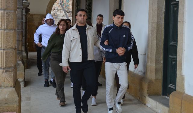 Oturma izni için sahte kira sözleşmesi hazırlayan zanlılar mahkemeye çıkarıldı!