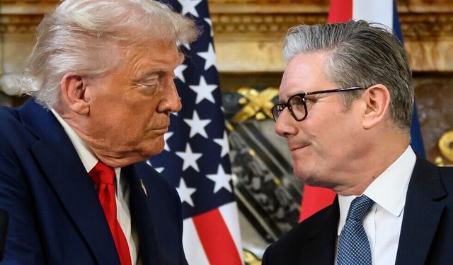 Trump’tan İngiltere’ye Sert Eleştiri: “Starmer Hiç Yardımcı Olmuyor”