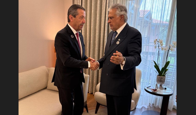 Ertuğruloğlu Pakistanlı mevkidaşıyla görüştü