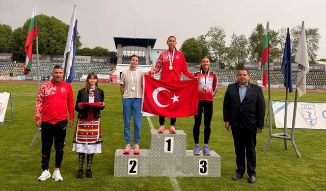 Ada Kafa Bulgaristan’da altın madalya kazandı