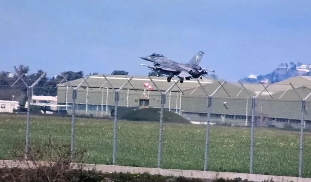 Yunanistan F-16’larını Güney Kıbrıs’ta tutacak