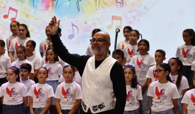 Cumhurbaşkanlığı Çoksesli Çocuk Korosu İlk Konserini Verdi