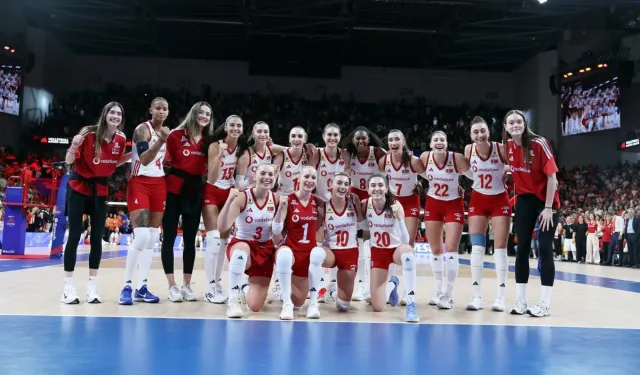 Filenin Sultanları Fransa’yı set vermeden geçti: Türkiye 3-0 Fransa