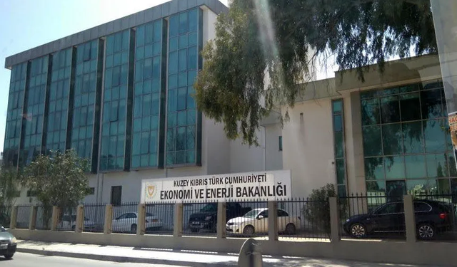 Ticaret Dairesi’nde görev değişimi
