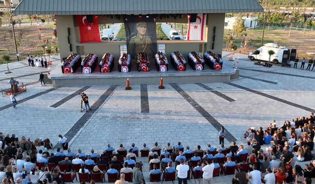Millet Bahçesi ilk kez polis ve itfaiye mezuniyet törenine ev sahipliği yaptı