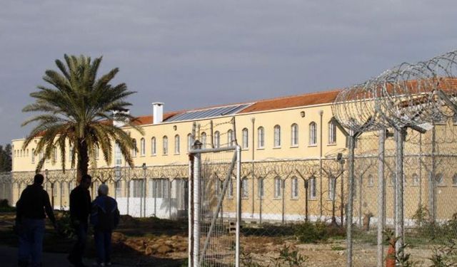 Rum Merkezi Cezaevi'nde darp iddiası