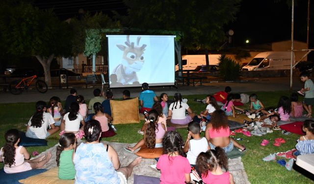 Mesarya Belediyesi'nde açık hava sinema geceleri tamamlandı
