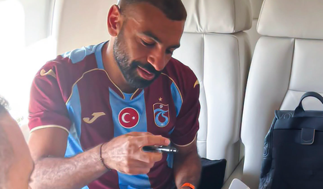 Salah Trabzon'da: Bordo-mavili formayla ilk mesajını verdi