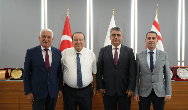 KSTU'DE rektörlük görev değişimi gerçekleşti