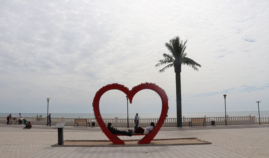 Kazakistan'ın Aktau şehri, Türk Dünyası'nın yeni kültür başkenti oldu