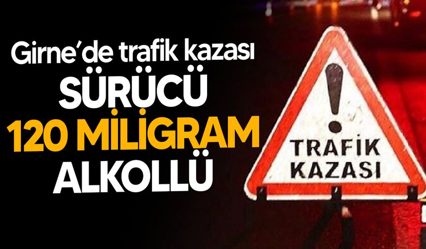 Alkollü sürücü duvara ve park halindeki araca çarptı