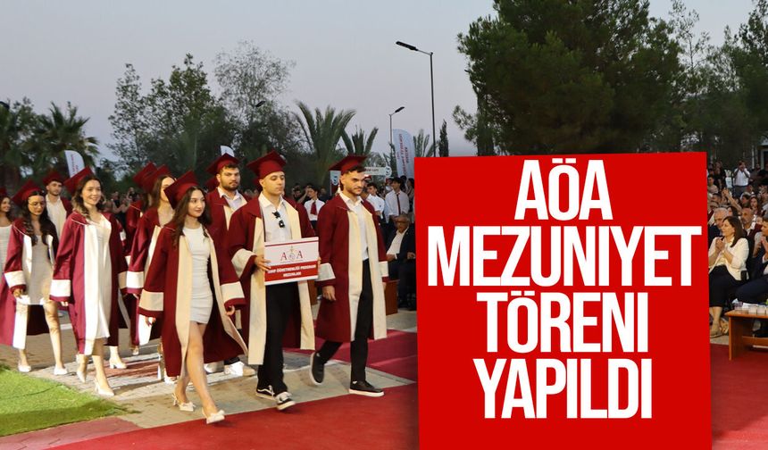 Atatürk Öğretmen Akademisi’nde mezuniyet coşkusu