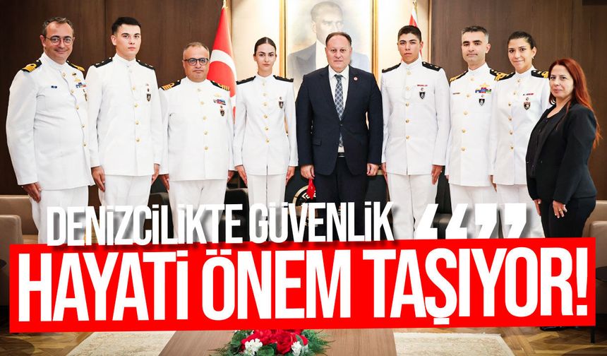 Ziya Öztürkler, Deniz Harp Okulu öğrencilerini kabul etti