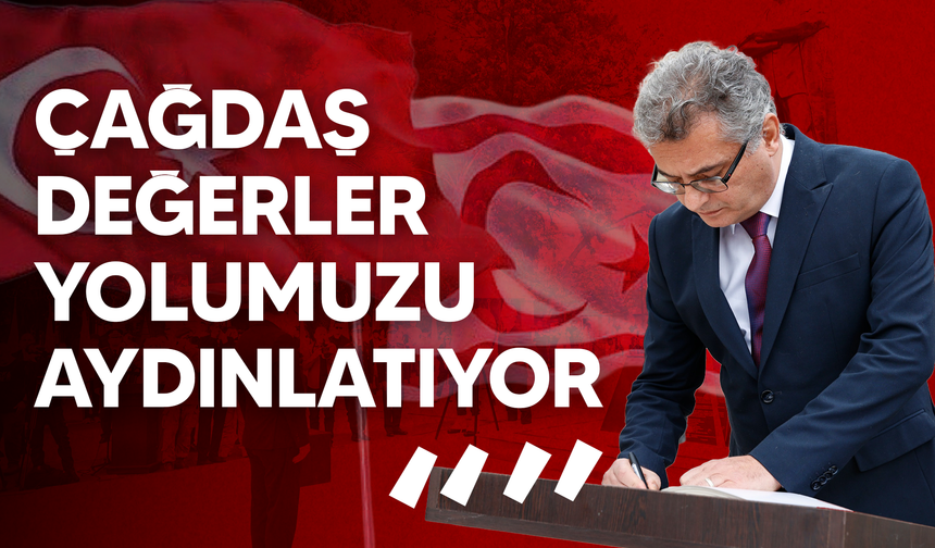 Atatürk Anıtı’nda tören