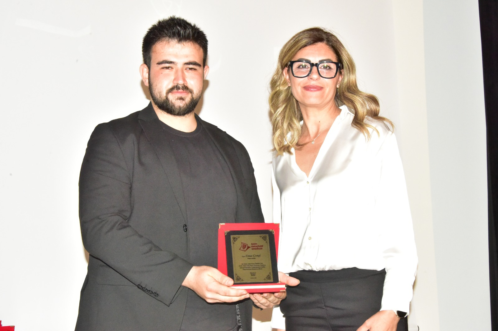 Umut Çengi Kutlu Adalı Basın Ödüller