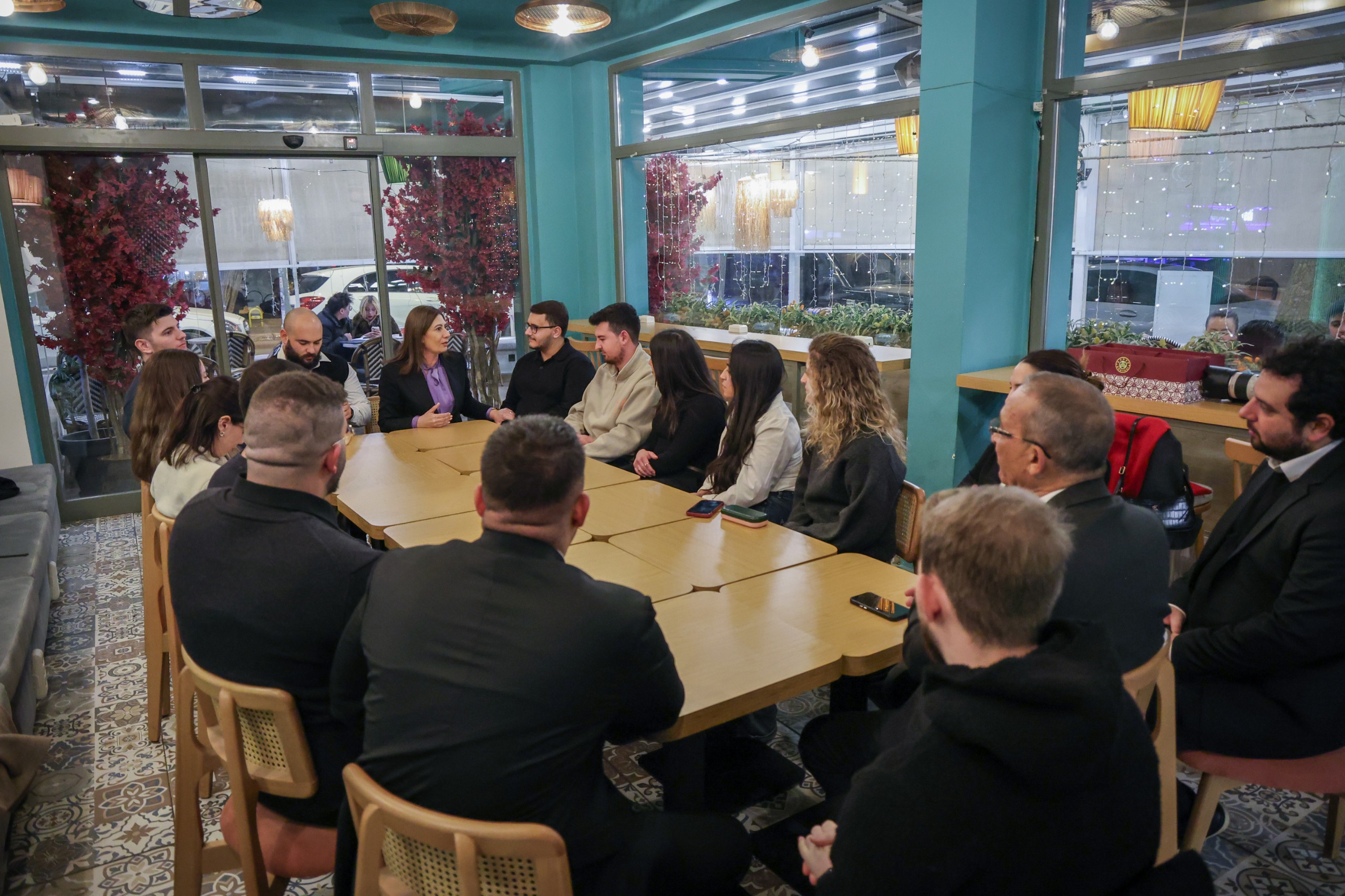 Incirli Ankarada Ogrenim Goren Kibrisli Turk Genclerle Bir Araya Geldi (2)