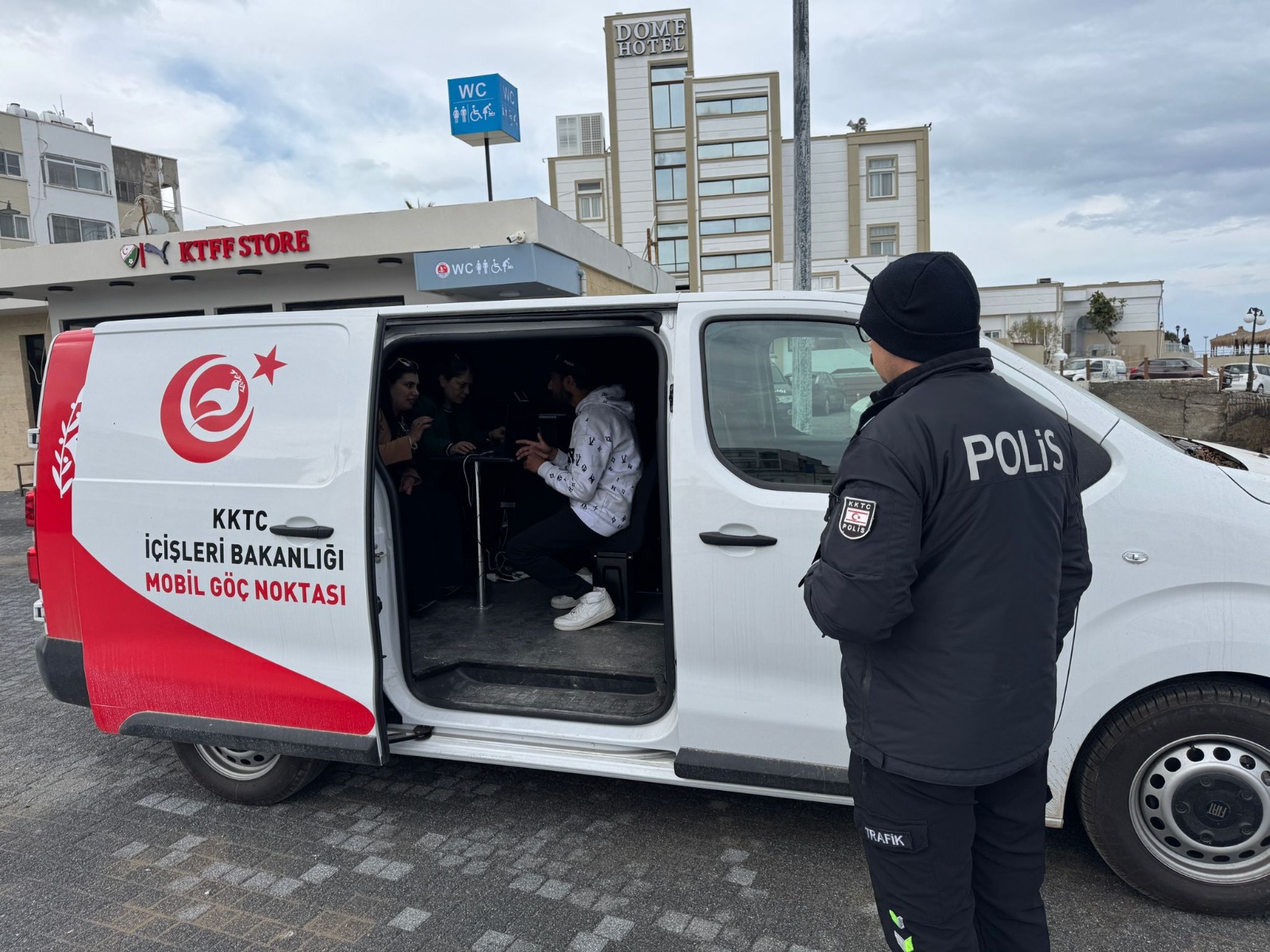 Kacak Yasamla Mucadelede Bolge Bazli Denetimler Sikilastirildi 12 Kisi Deport Ediliyor (2)-1