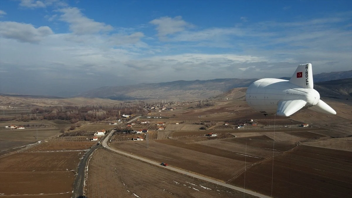Ucan Karakol Gokceri Ilk Gercek Gorev Ucusunu Tamamladi (2)