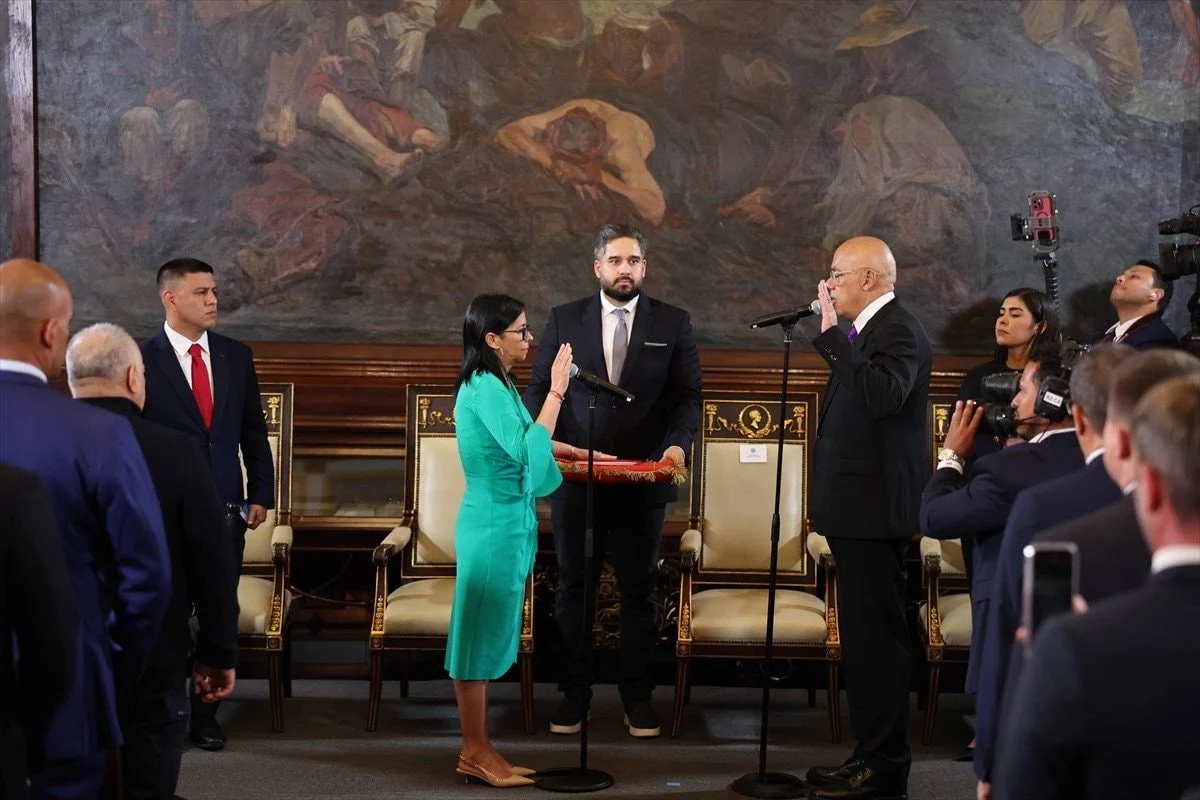 Venezuelada Yeni Donem Delcy Rodriguez Yemin Ederek Gorevi Devraldi2