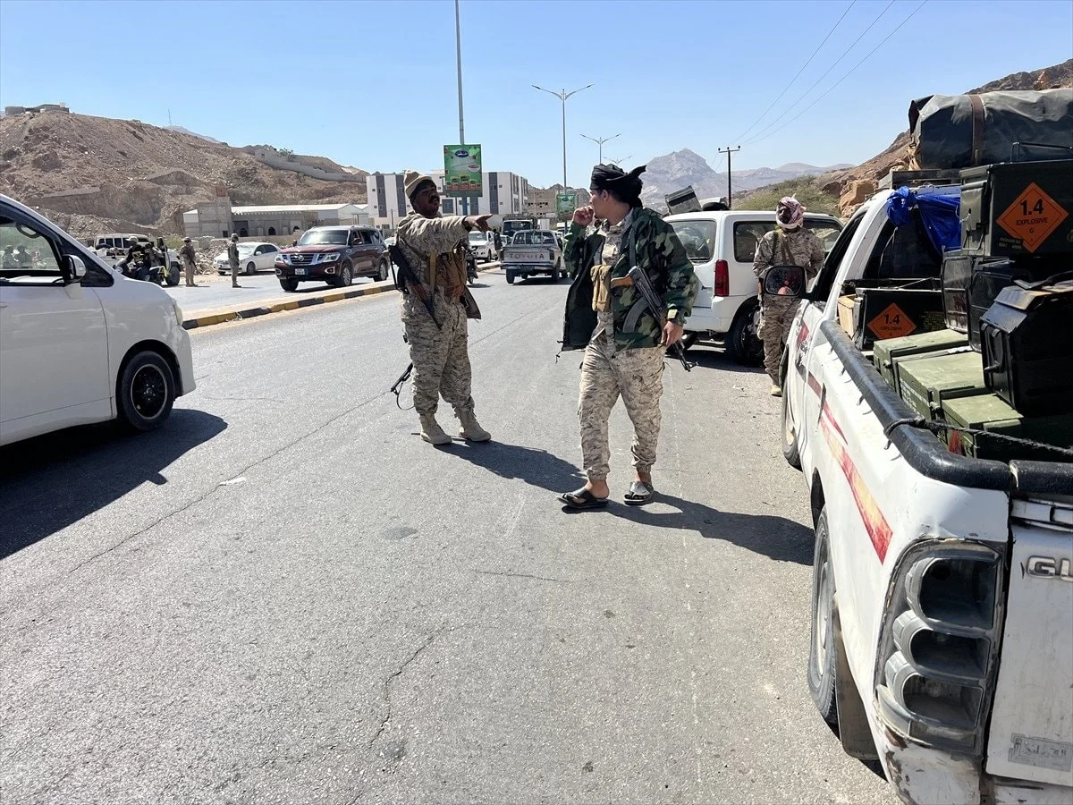 Yemen Hukumeti Hadramevtte Tam Kontrol Yeniden Saglandi1