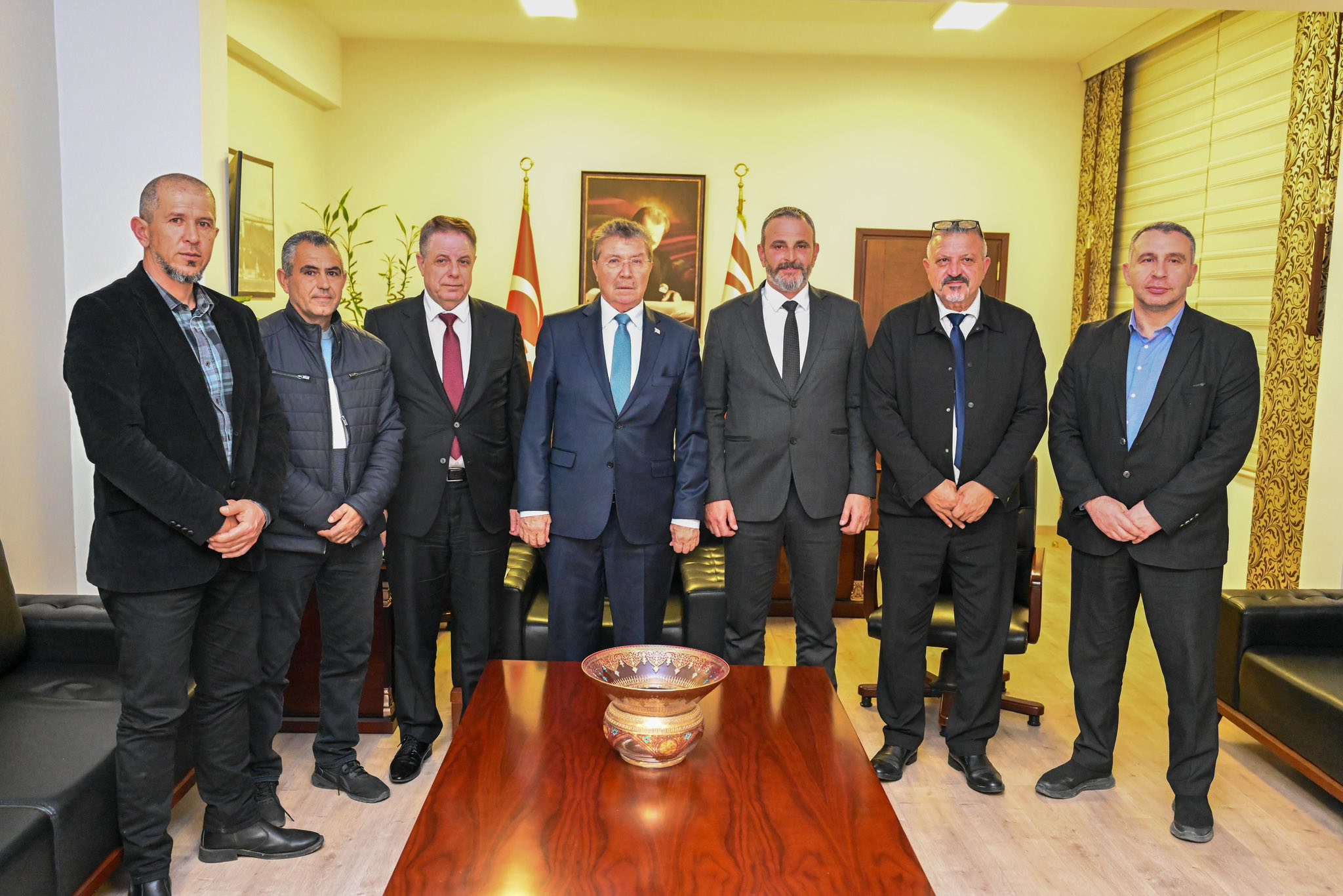 avcılık atıcılık başbakan üna üstel