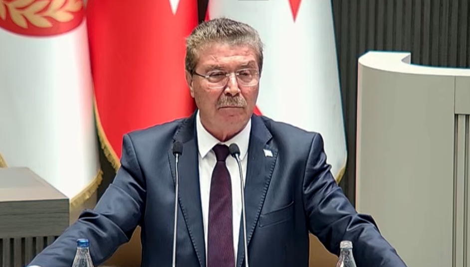 unal-ustelden-muhalefete-yanit-fiber-projesi-stratejiktir-turkiye-ile-yapilmalidir