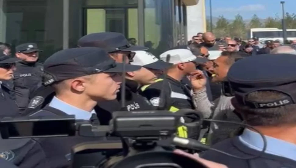 Meclis Onunde Fiber Optik Eylemi Bu Protokol Imzalanmayacak4