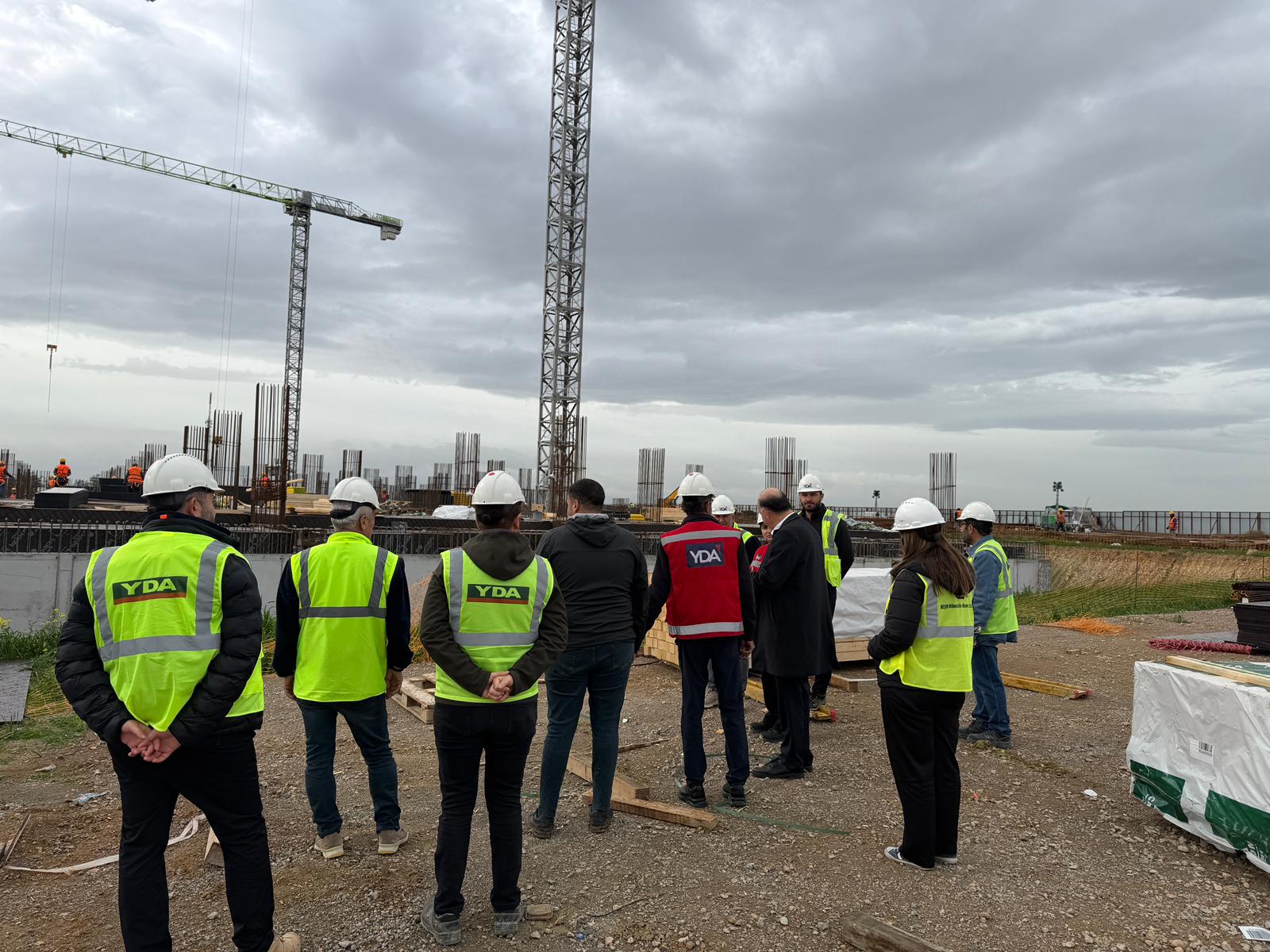 dincyurek-hastane-ve-saglik-projeleri-hizla-devam-ediyor