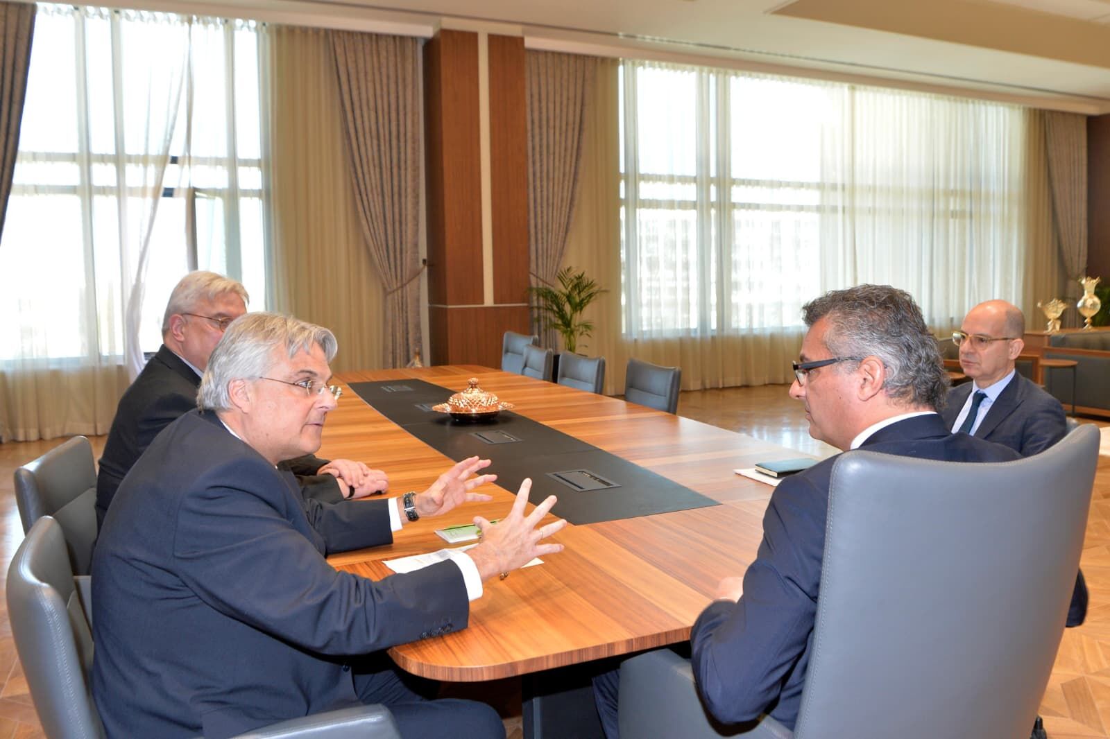 Cumhurbaşkanı  erhürman alman büyükelçi