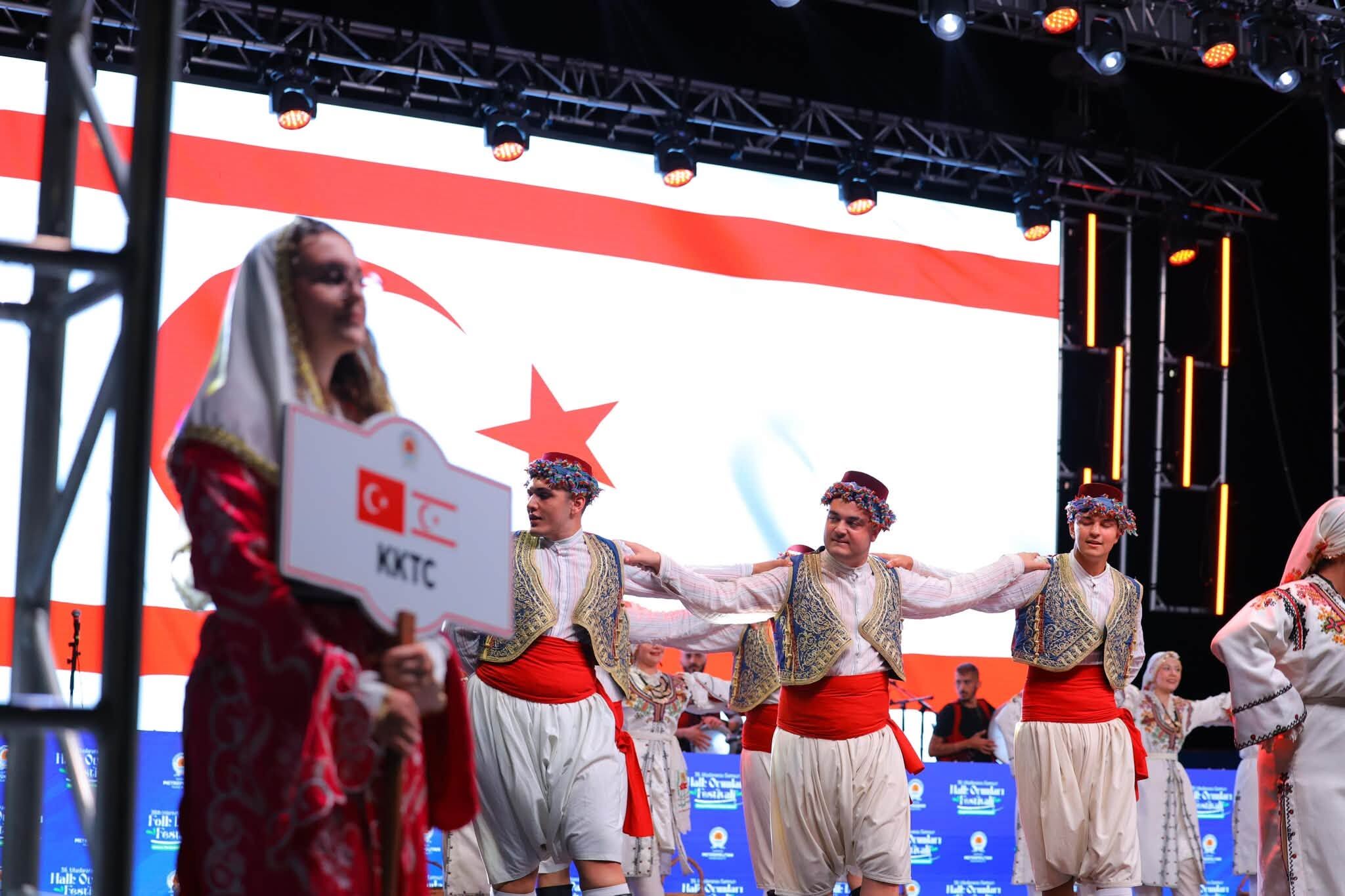 Halk Danslari Samsun 1
