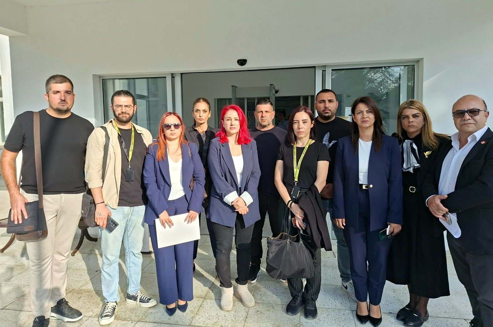 Gazetecilere mahkeme avlusunda saldırı: KTGB'den tepki