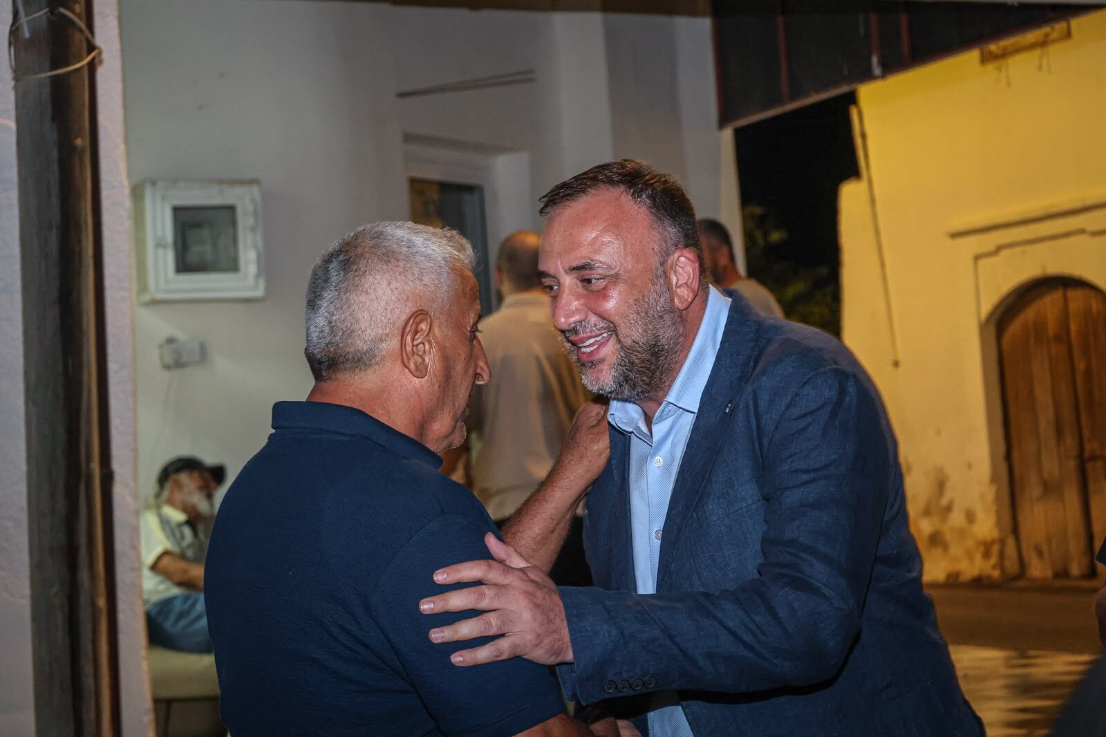 Zeki Celerden Birlik Cagrisi Ak Guvercin Catisi Altinda Bulusalim Kibris Gercek Haber Lefkosa Girne Magusa Sondakika1